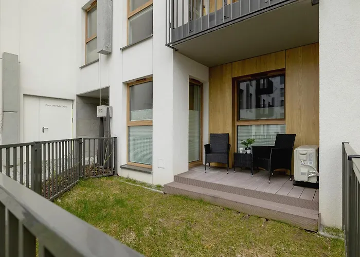 Lema 19 Uniqe Apartment In Krakow With Garden Air Conditioning Parking Near Tauron Arena By Renters Prestige